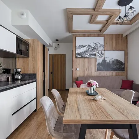 Apartments, Odkryj-bialke *